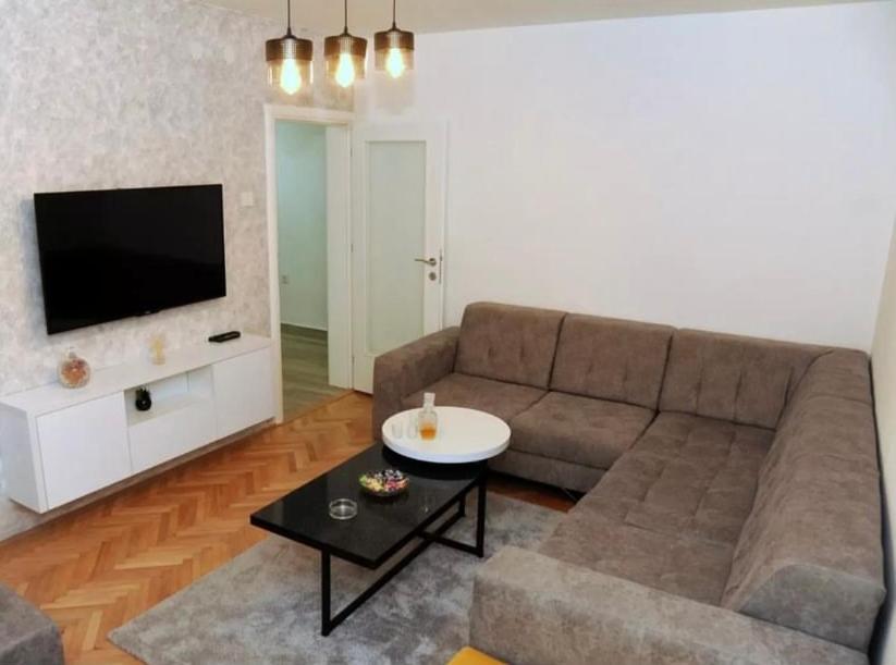 Apartman Oaza Nikšić Екстериор снимка